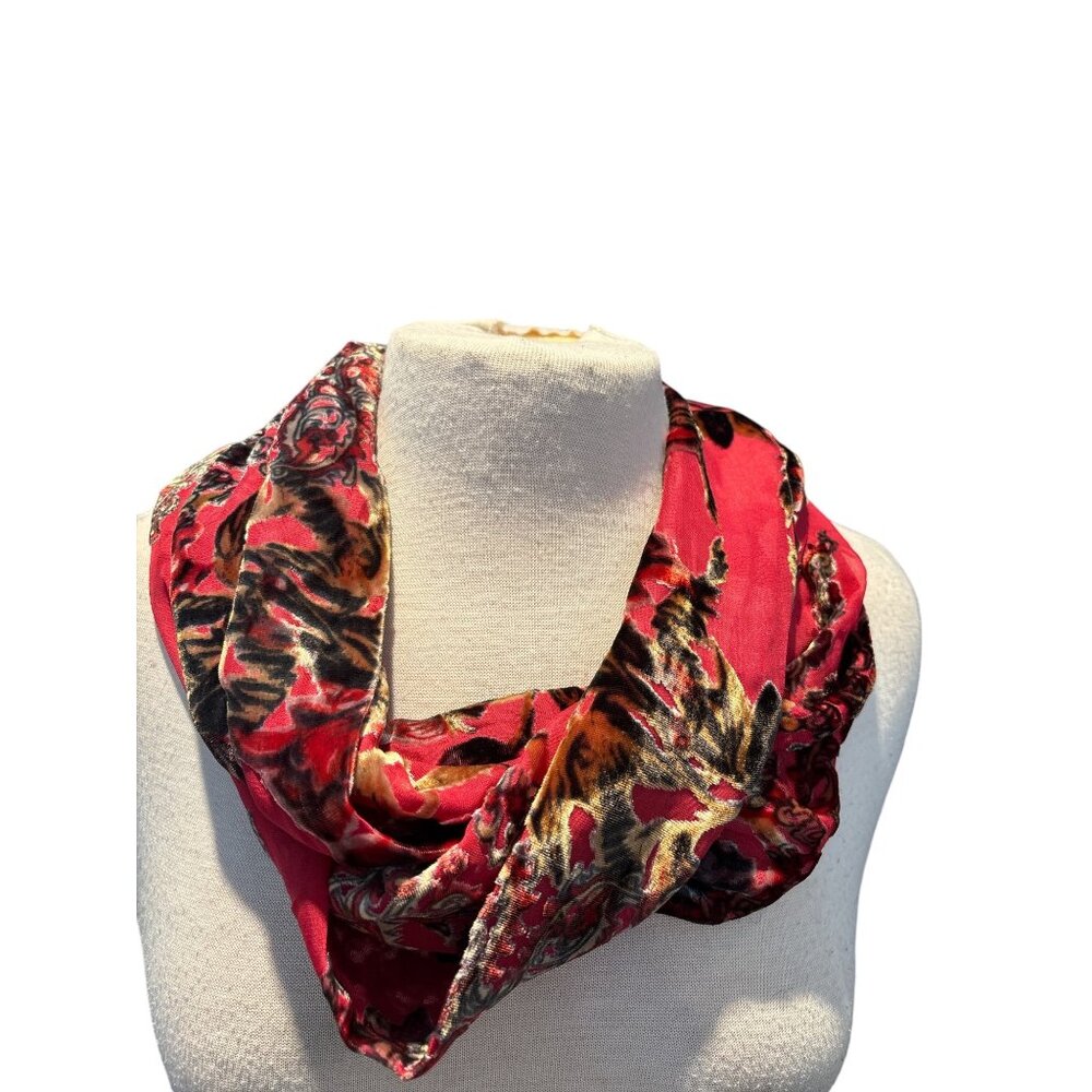 Velvet Floral Infinity Scarf Wrap In Red & Black